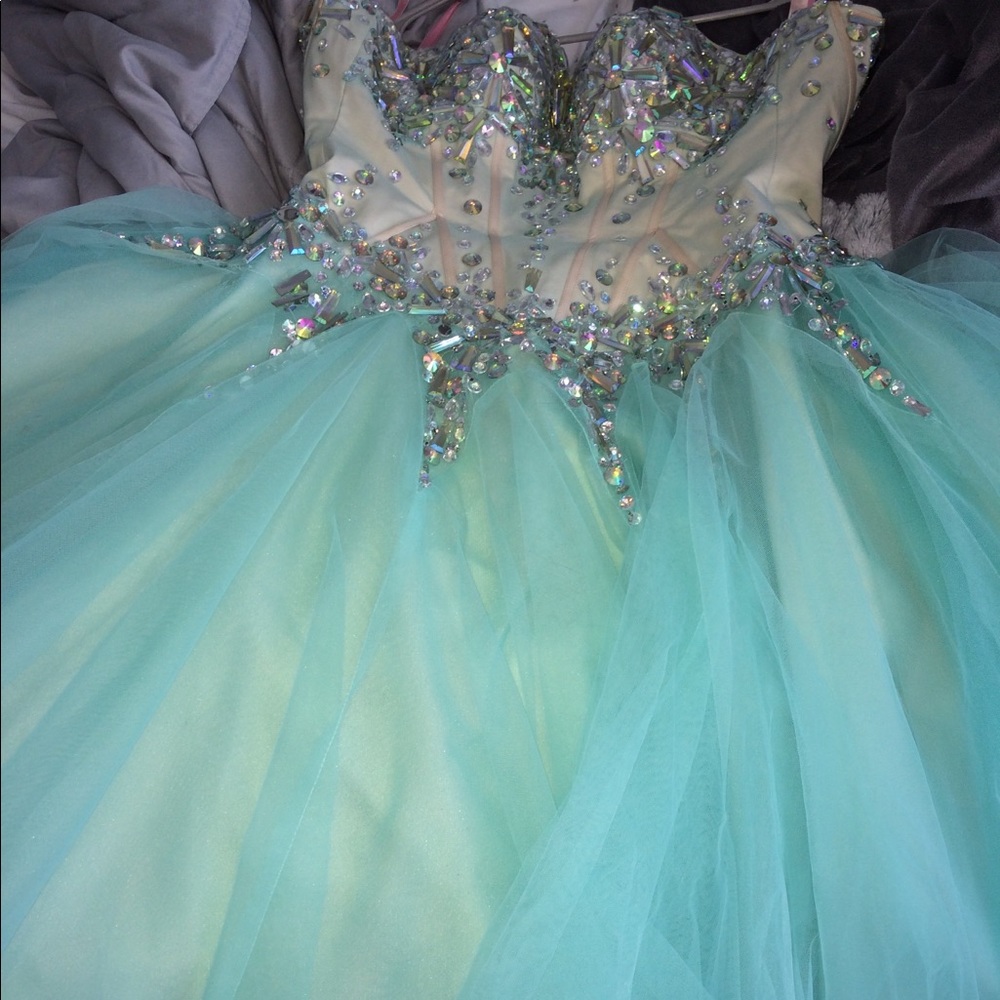 Prom Dress👑💎◽️FINAL PRICE